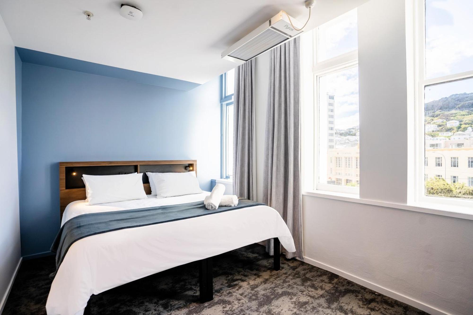 Hostel Haka House Wellington Exteriér fotografie A room at the hotel
